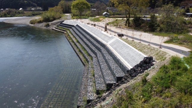 ドローンでの完成写真撮影